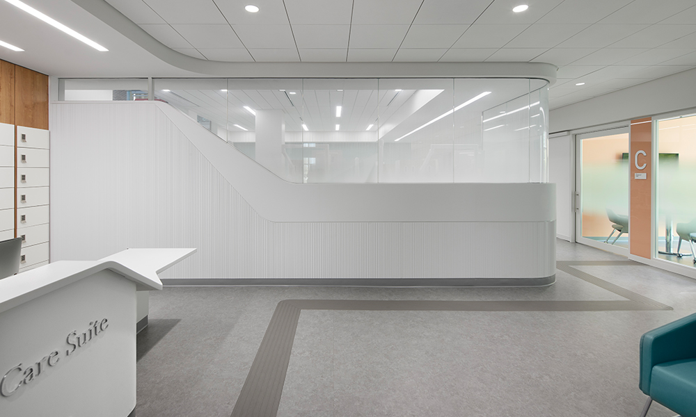 Care_Center_01